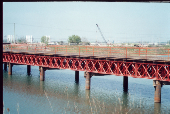 Cb250 Jembatan Gantung Bailey Baja Prefabrikasi Panjang 25-87,6m